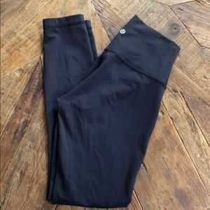 Lululemon Wunder under leggings